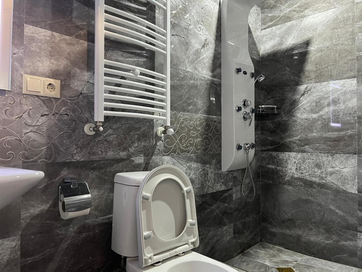 Cosy Apartment In The City Centre Tbilisi Buitenkant foto