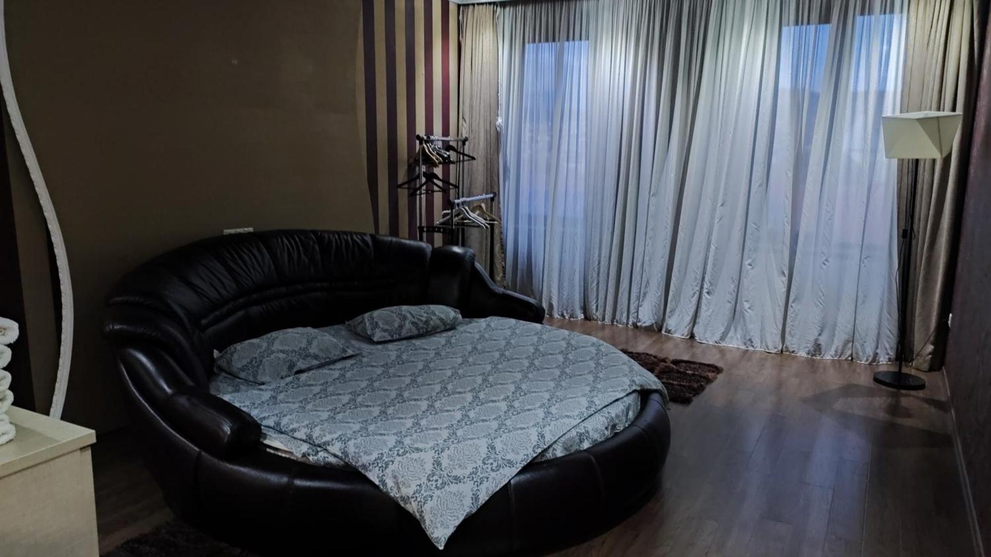 Cosy Apartment In The City Centre Tbilisi Buitenkant foto